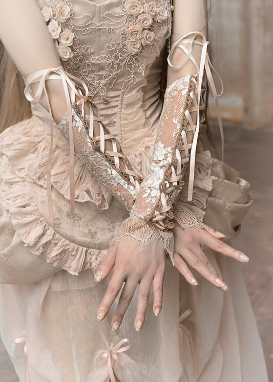 Rococo ballerina sleevelet